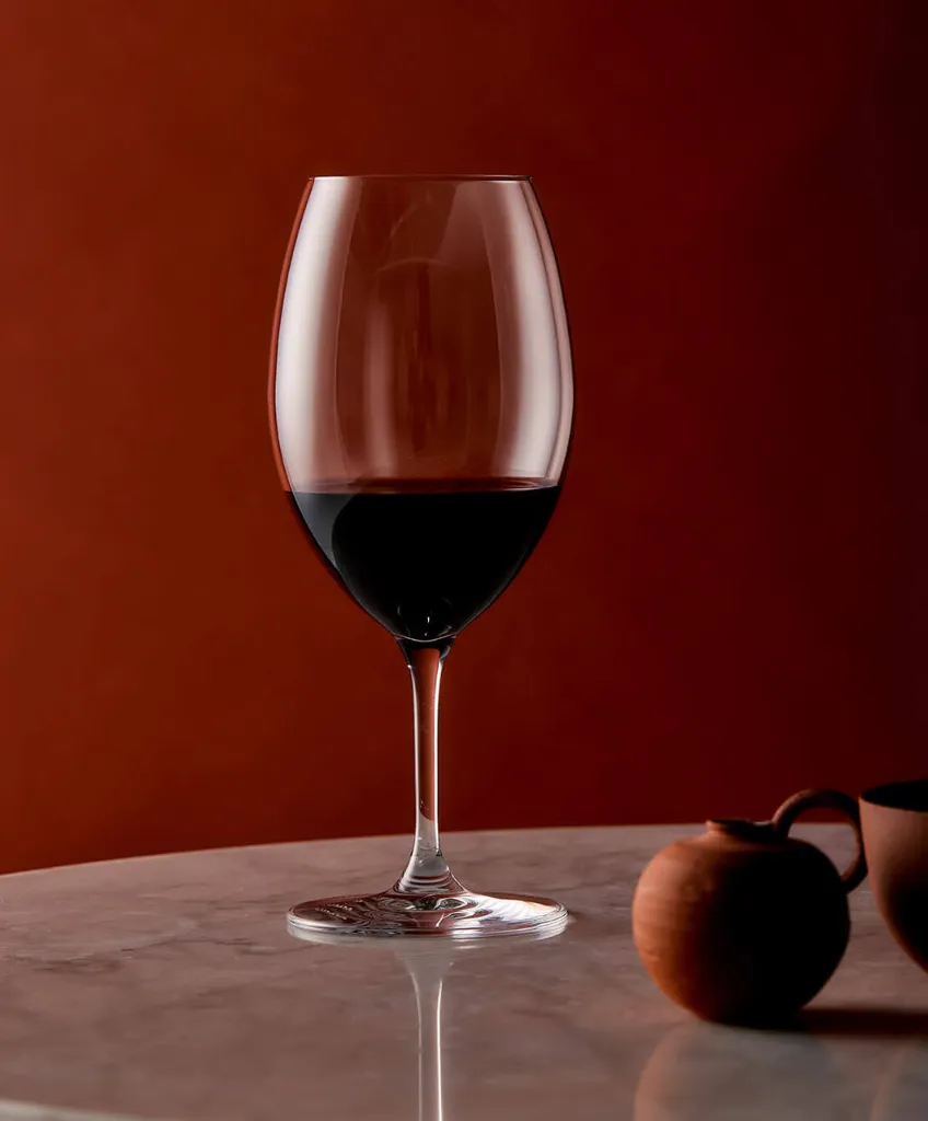 Plumm_Product_Images_PLUMM_Everyday_-_The_Red_Glass_1110_x_1340_2__95197.webp