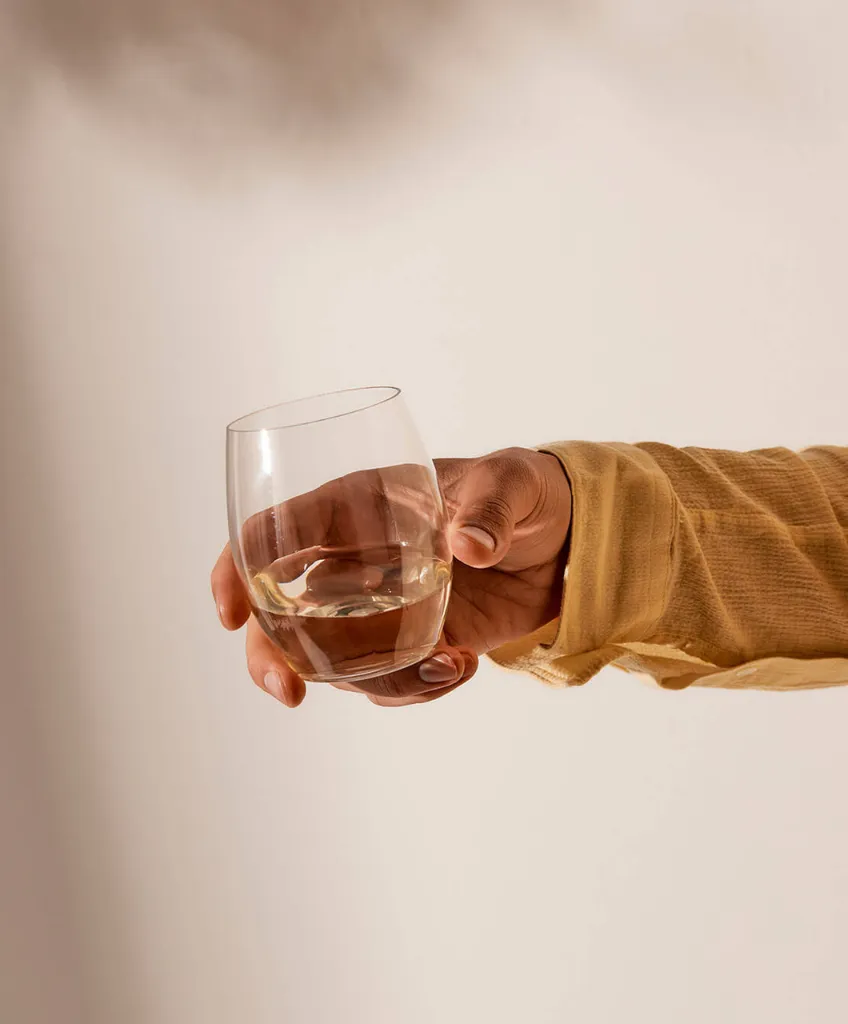 Plumm_Product_Images_PLUMM_Outdoors_-_White__1110_x_1340_4__17851.webp