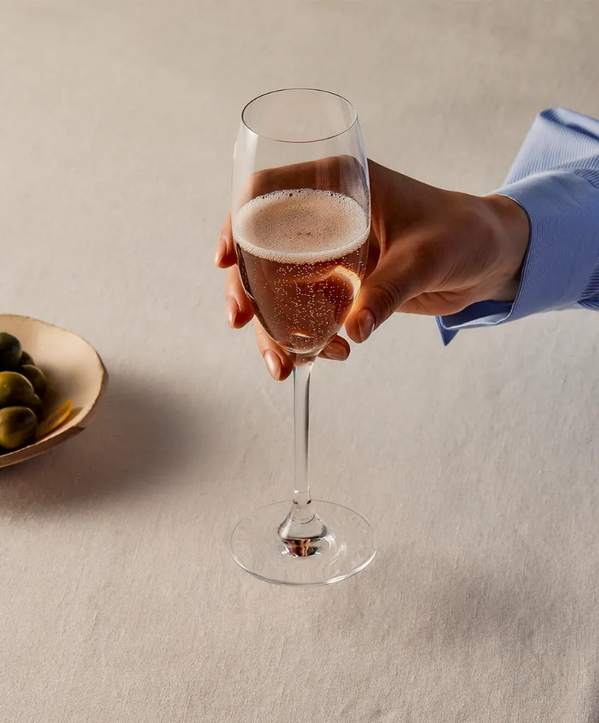 Plumm_Product_Images_PLUMM_Vintage_-_Sparkling_1110_x_1340_2__09175.webp