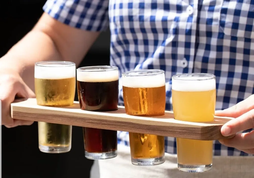 4 hole Beer Paddle_2.webp